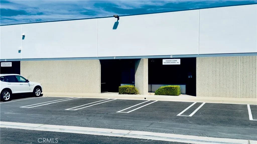1802 Commercenter Dr