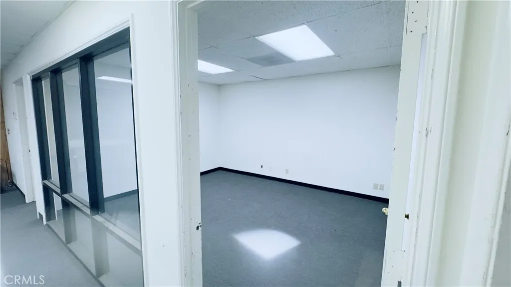 1802 Commercenter Drive W, San Bernardino, California 92408 — photo 5