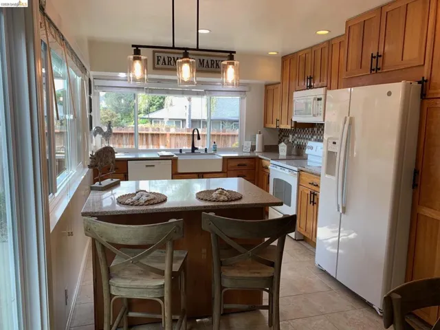 1833 Camino Estrada, Concord, California 94521 — photo 5