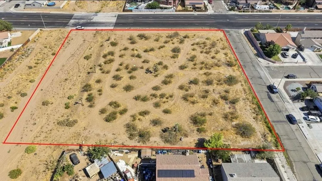 5120 Delicious Street, Adelanto, California 92301 — photo 4