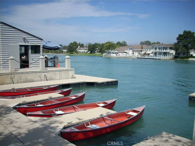 Your canoe is waiting!