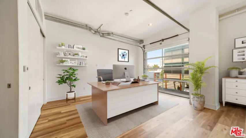 212 Marine Street 305, Santa Monica, California 90405 — photo 4