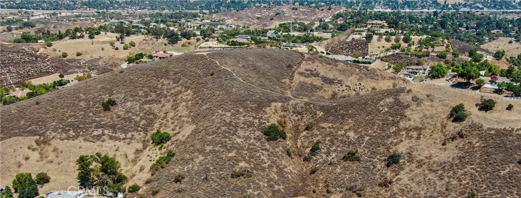 10600 Helen Avenue, Shadow Hills, California 91040 — photo 4
