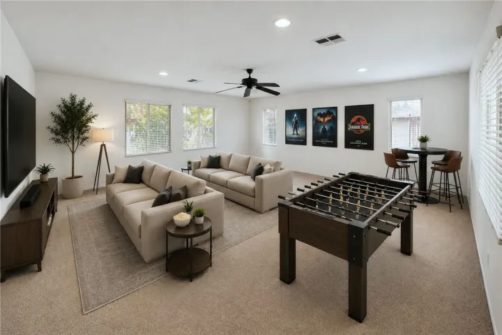 Virtually staged bonus room