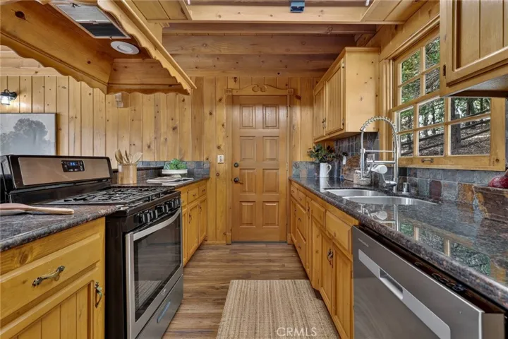349 Golf Course, Lake Arrowhead, California 92352 — photo 4