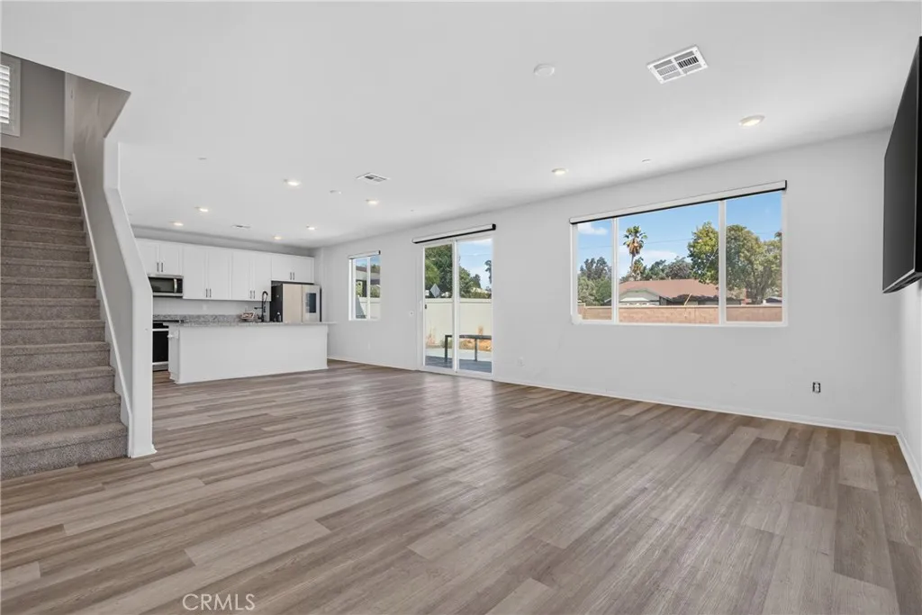 19154 River Rock Ct, Lake Elsinore, California 92532 — photo 5