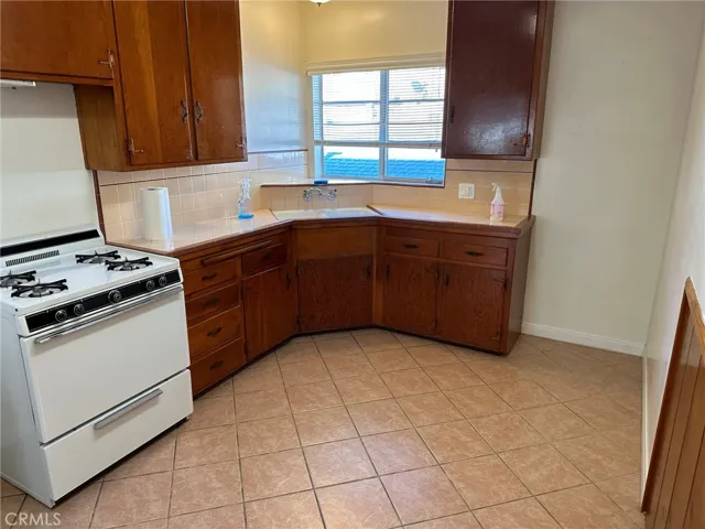 611 E Santa Anita Avenue, Burbank, California 91501 — photo 5