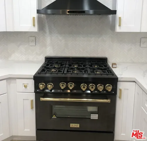 ZLINE Stove and Range