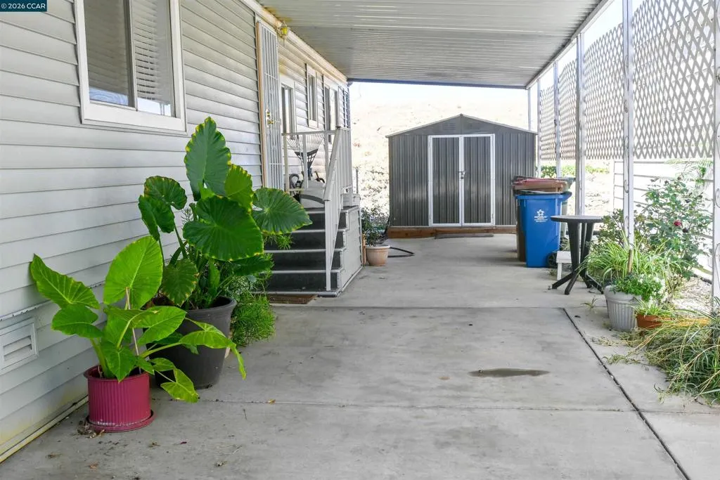 17 Bradley Ln, Antioch, California 94509 — photo 4