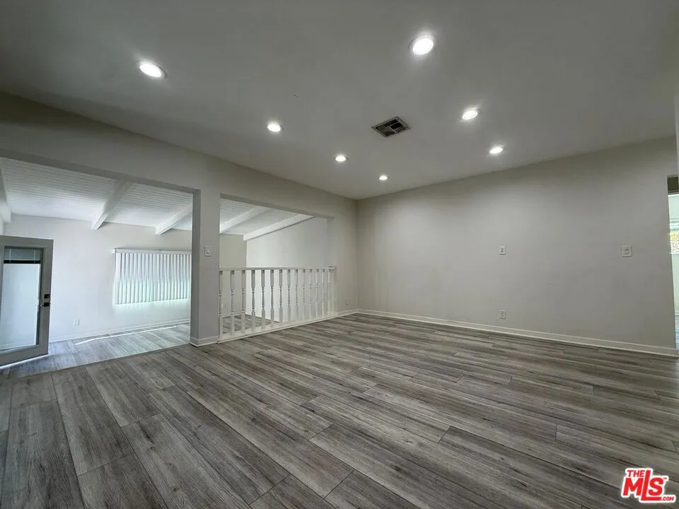 15830 Blackhawk Street, Los Angeles, California 91344 — photo 5