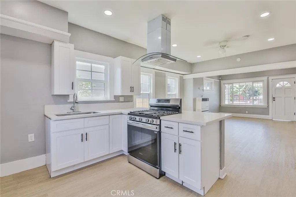 1471 E 41st, Los Angeles, California 90011 — photo 4