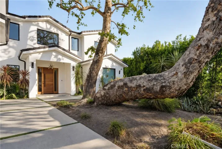 23262 Gonzales Drive, Woodland Hills, California 91367 — photo 4