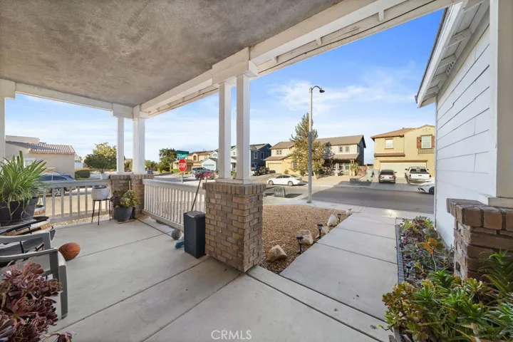 8578 Glendora, Hesperia, California 92344 — photo 4