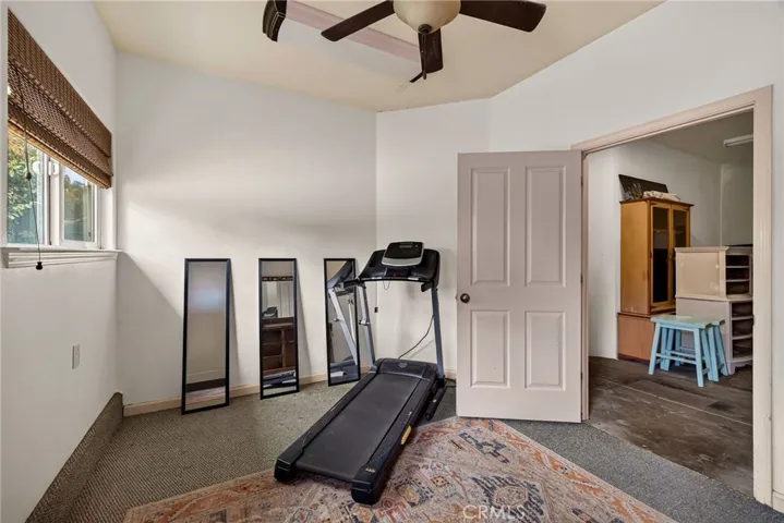 Room 1 in Garage