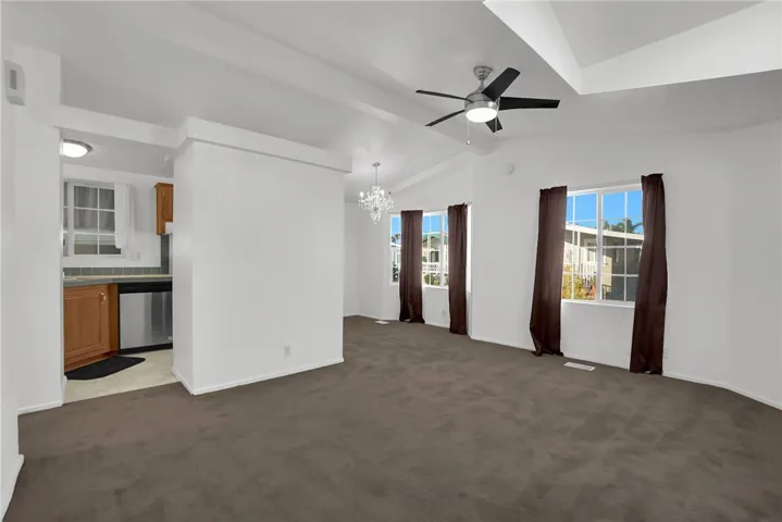 5200 Heil Avenue 28, Huntington Beach, California 92649 — photo 4