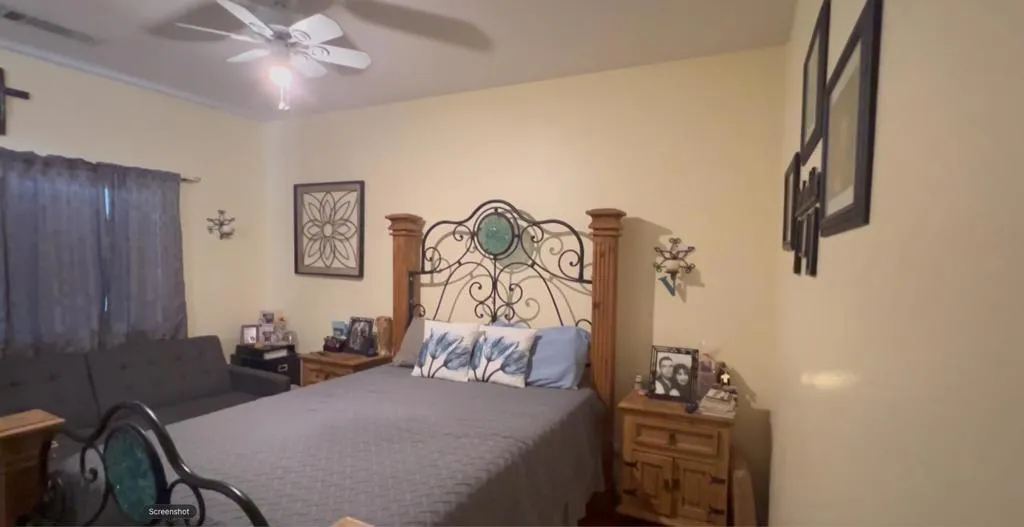MAINbedroom3