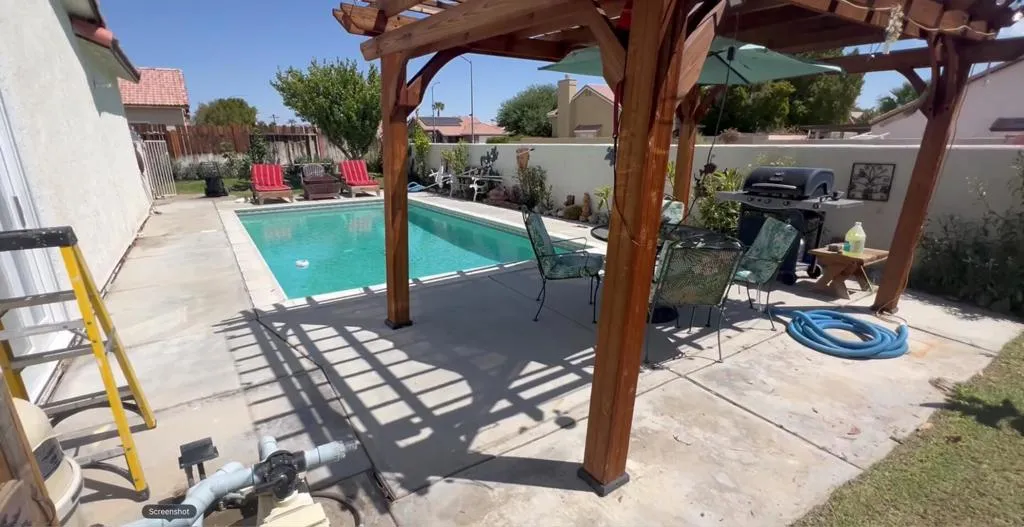 POOL2