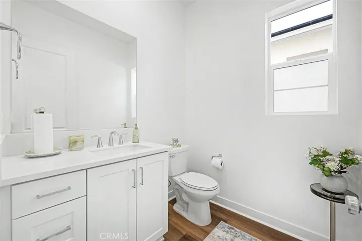 Guest Bathroom downstairs