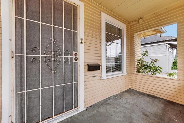 16 Stanford Street, Watsonville, California 95076 — photo 5