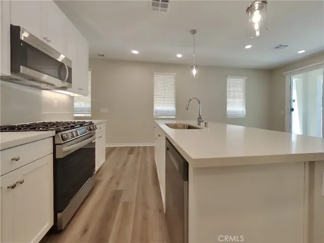 31623 Willowood Way, Menifee, California 92584 — photo 4