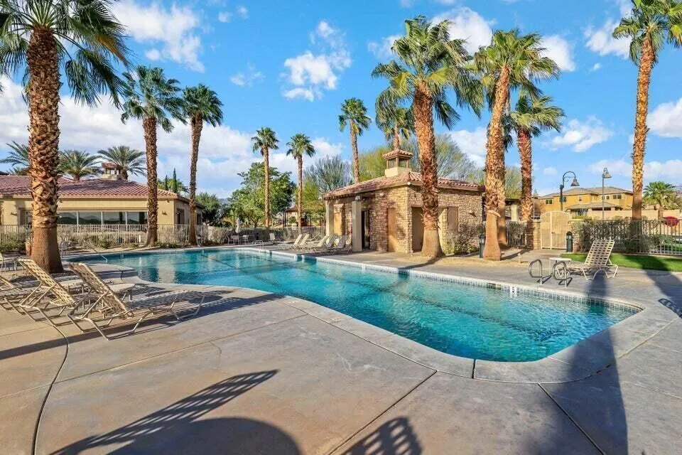 pool