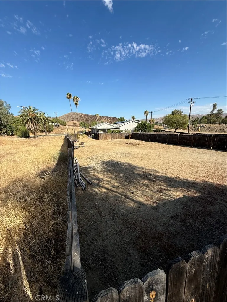 30 Miller, Lake Elsinore, California 92530 — photo 5