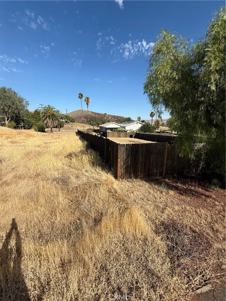 30 Miller, Lake Elsinore, California 92530 — photo 4