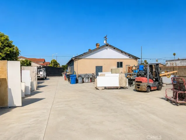 13662 Milton, Westminster, California 92683 — photo 5