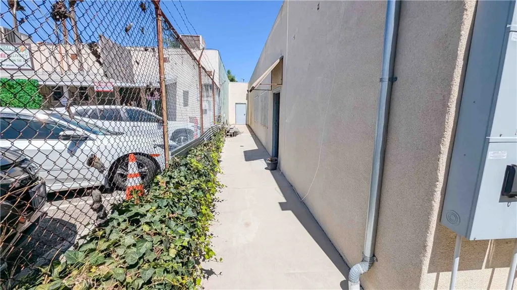 Side walk, ride from the property