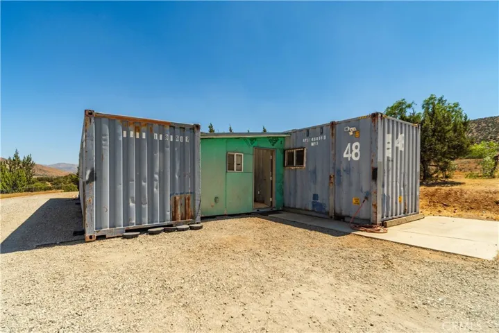 Storage w/ Workshop