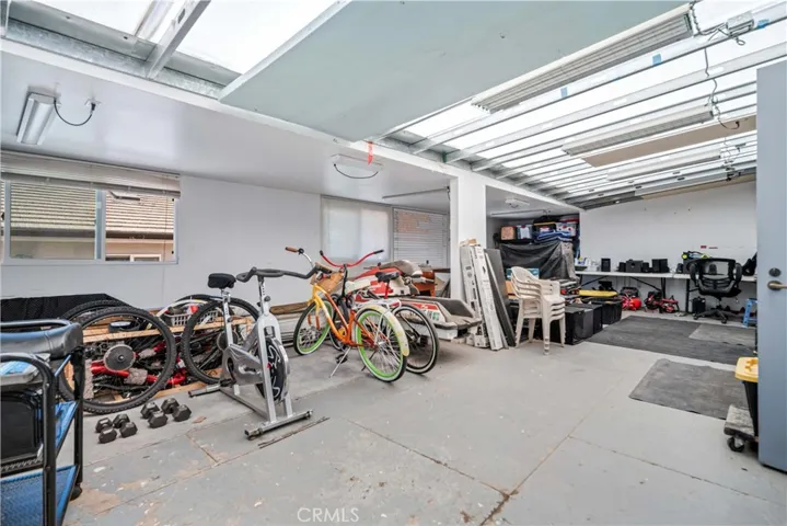 Storage w/ Workshop