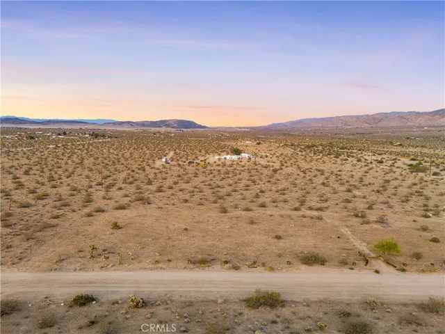 62941 Desert Trail, Joshua Tree, California 92252 — photo 4