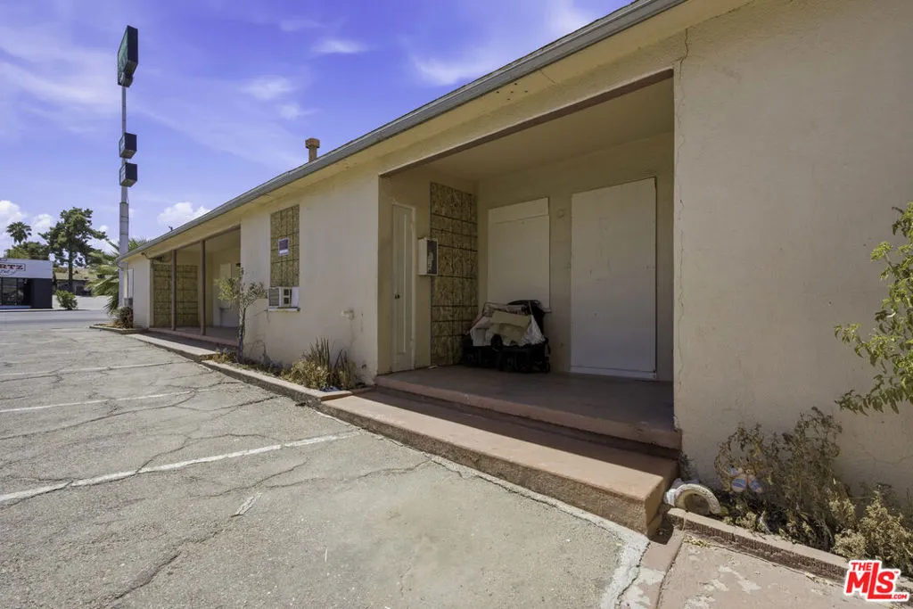 130 Kern Street, Taft, California 93268 — photo 5