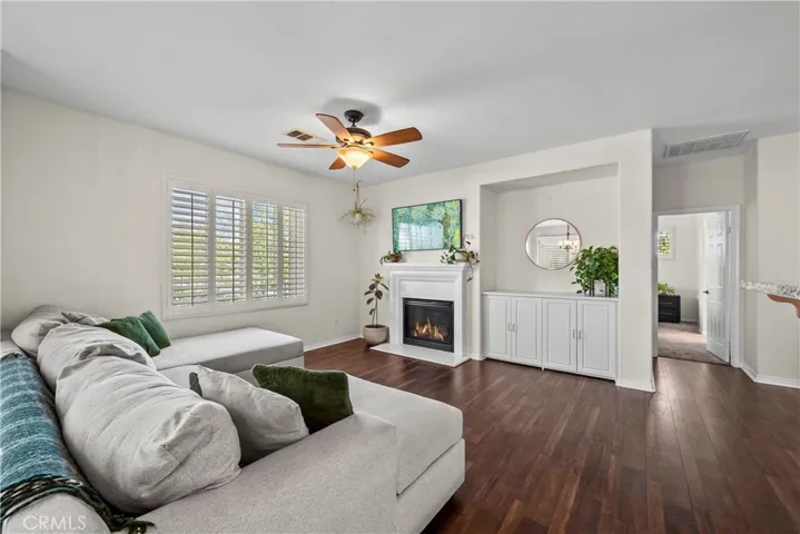 23833 Toscana, Valencia, California 91354 — photo 4