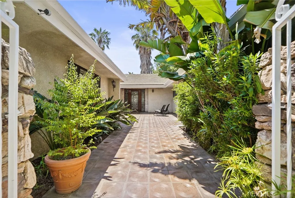 Front Entrance View