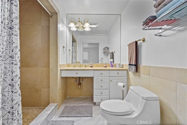 In-Law Bathroom 2