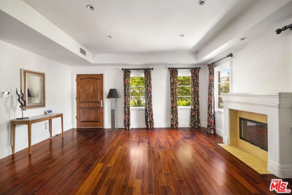 758 Almar Avenue, Los Angeles, California 90272 — photo 5