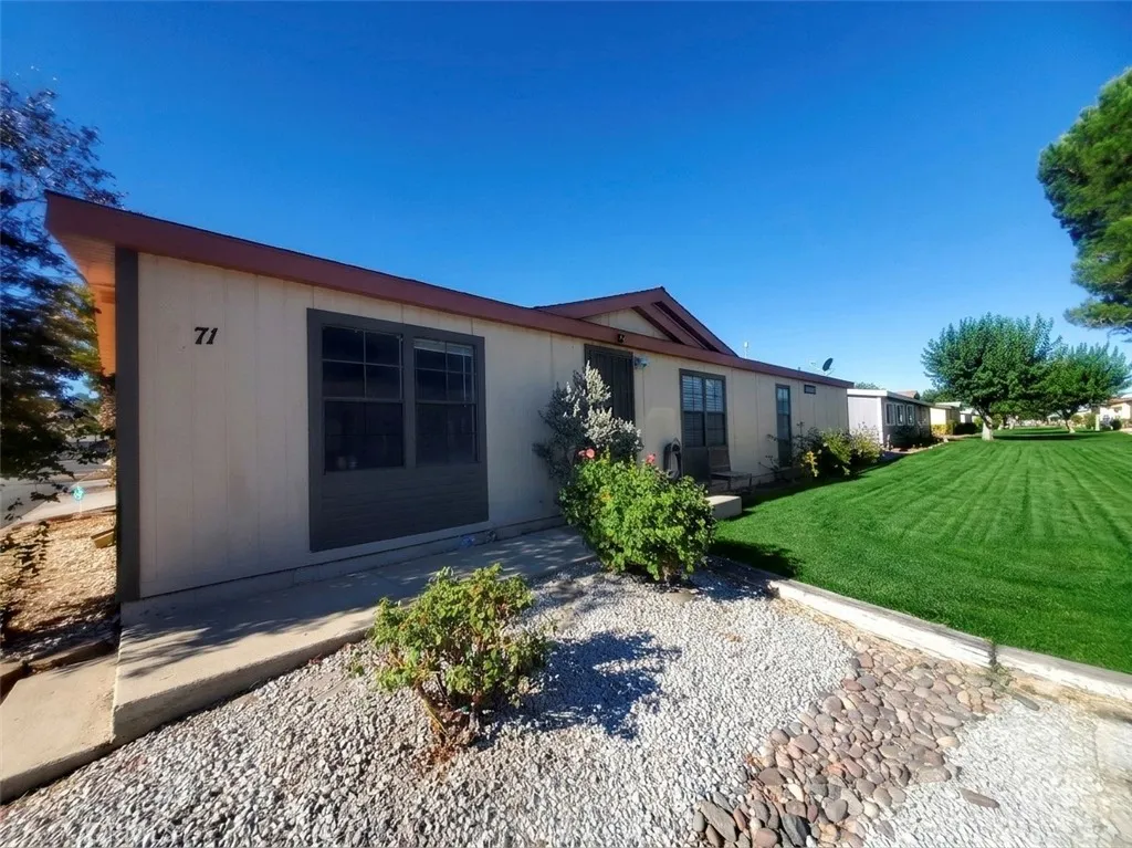 21621 Sandia Road, Apple Valley, California 92308 — photo 4