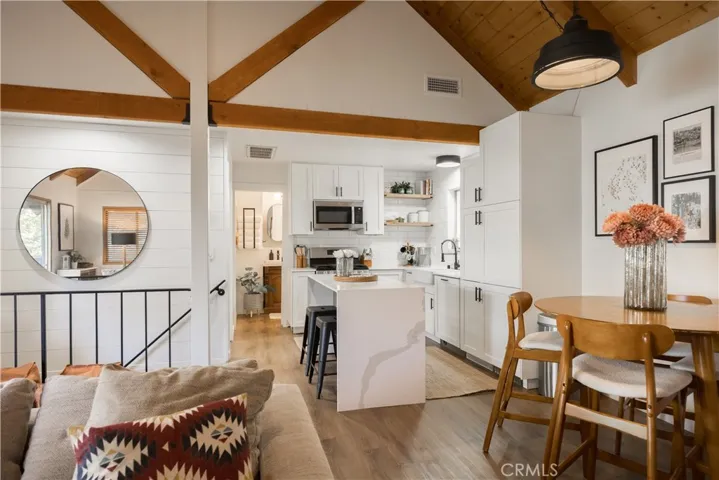 554 Pioneer Road, Lake Arrowhead, California 92352 — photo 4