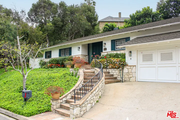 1079 Marilyn Drive, Beverly Hills, California 90210 — photo 5