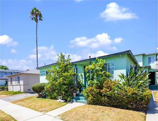 221 S Bushnell Avenue, Alhambra, California 91801 — photo 4