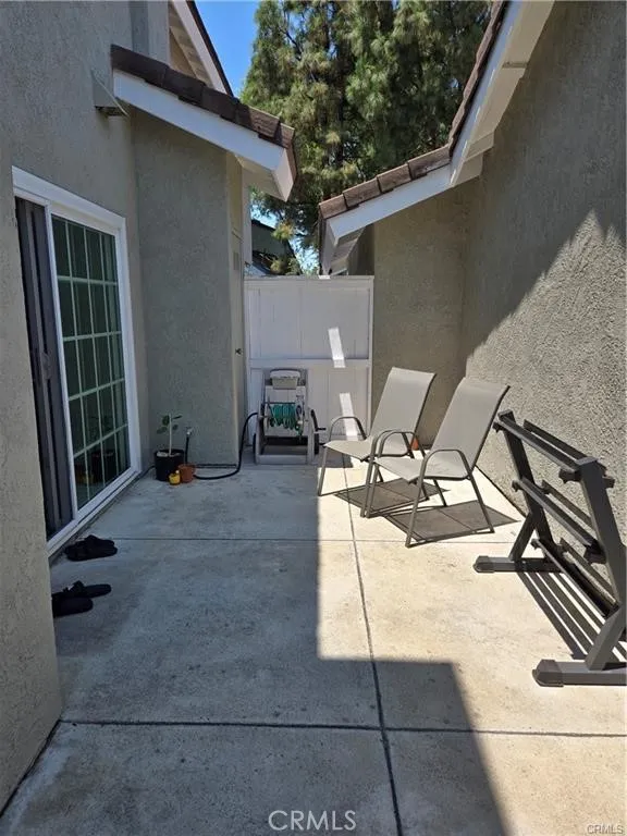 569 Springbrook N, Irvine, California 92614 — photo 4