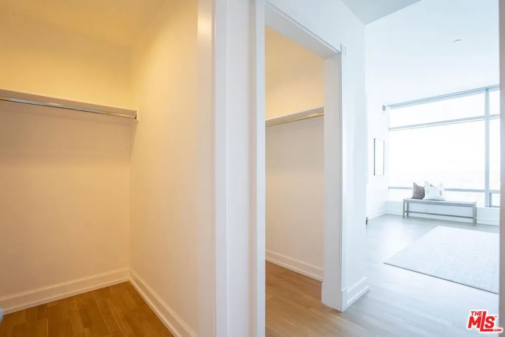 900 W Olympic Boulevard 37b, Los Angeles, California 90015 — photo 5