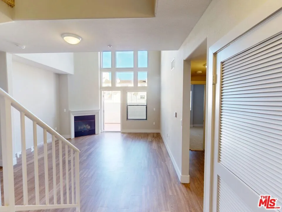 1041 Glendon Avenue 4151, Los Angeles, California 90024 — photo 4