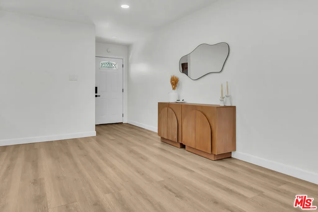 10930 Eldora Avenue, Los Angeles, California 91040 — photo 5