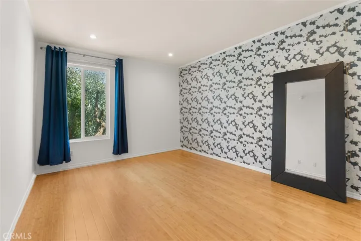 11225 Peach Grove 203, North Hollywood, California 91601 — photo 4