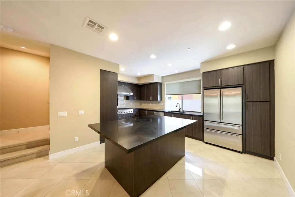 606 Rockefeller, Irvine, California 92612 — photo 4