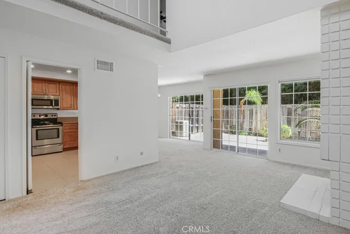 670 W Glenwood, Fullerton, California 92832 — photo 5