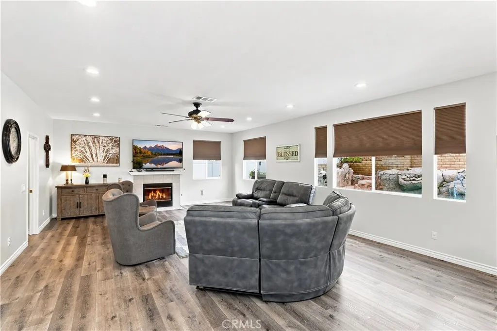 2959 Stonewall, Corona, California 92882 — photo 5