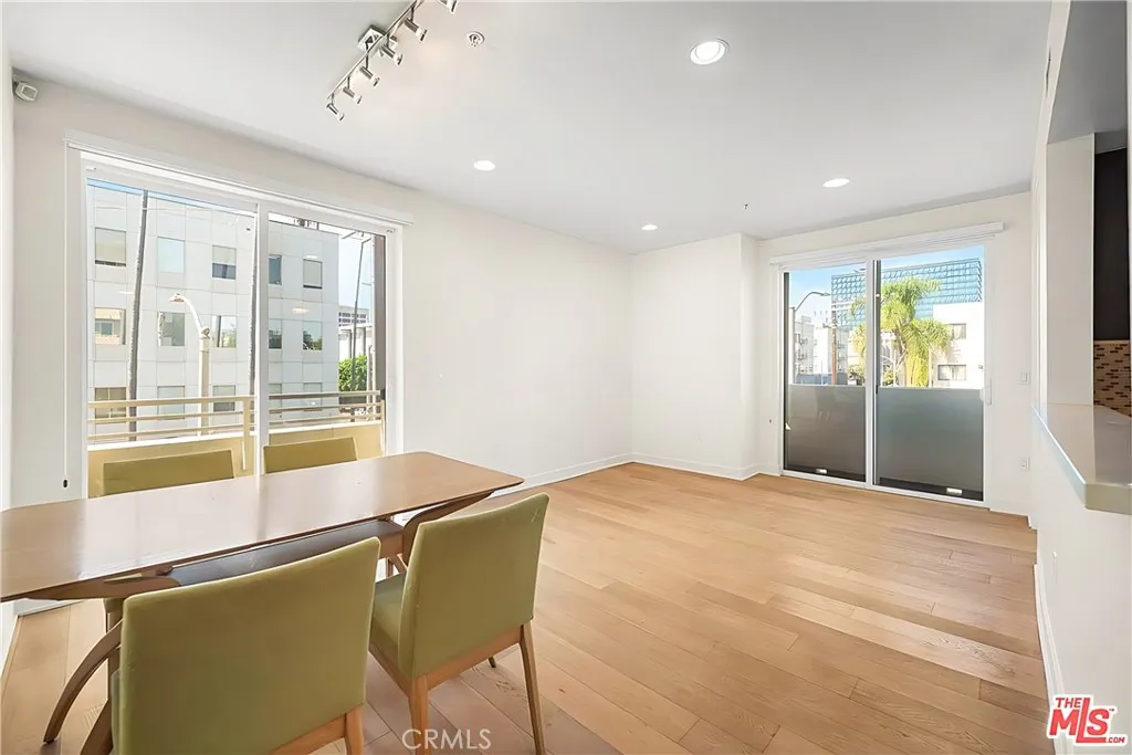 436 S Virgil Avenue 312, Los Angeles, California 90020 — photo 4